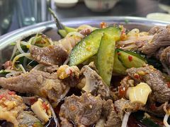 -周良天山牛杂城(天山路总店)