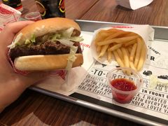 -FATBURGER 特富客汉堡(外交公寓店)