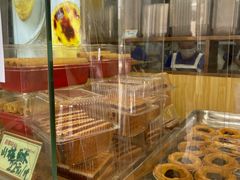面包甜点陈列柜-包满意面包糕点(东坝店)