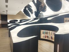 -涨巢·潮玩水疗局