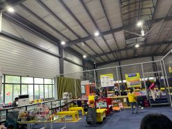 -趣玩空间蹦床乐园(临平旗舰店)