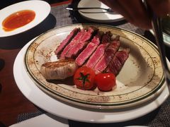 -MONICH牛排融合餐厅(和义大道购物中心店)