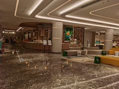 -上海滴水湖皇冠假日酒店