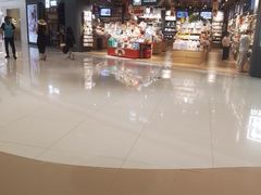 -九木杂物社(新奥购物中心店)