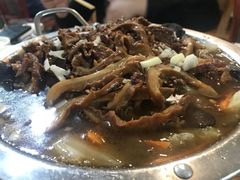 -溢心园香河肉饼总店