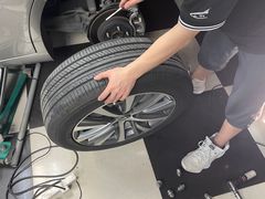 -鲨鱼皮汽车凹陷玻璃修复(静安店)