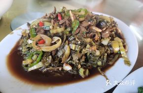 Sour Cabbage Stew