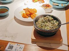 -荷塘秋月·本帮江浙菜(国权路店)