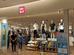 -优衣库(银川新华百货CCMall店)