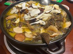 -菌之家·专业纯野生菌火锅·特色炒菌