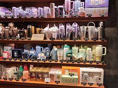 -星巴克(杭州临平银泰城B1店)