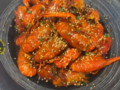 -肥肥虾庄·金牌油焖大虾(汉口城市广场店)