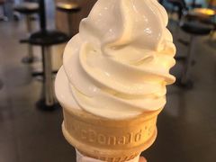 甜筒-麦当劳(中山大道中店)