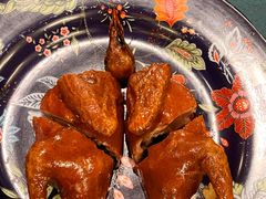 招牌乳鸽（八仙乳鸽）-誉八仙粤菜(万象天地店)