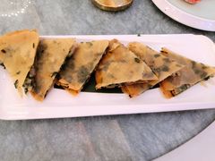 韭菜鲜虾饼-桃园盛宴·岭南粤菜·手工茶点(南庄店)