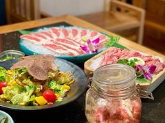 -韩烧牛中牛·甄选黑牛烤肉(黑金店)