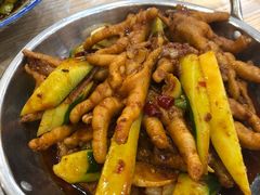 -江城燕子大排档(江汉路步行街店)