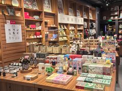 -阅·潮Readzone(珠海华发商都店)