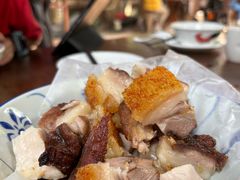 脆口烧肉-园林美食城·本土农家菜(杨和镇店)