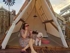 -小草屋轰趴馆别墅派对新场团建家庭聚会