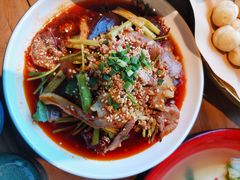 -半步颠小酒馆(繁花中心)