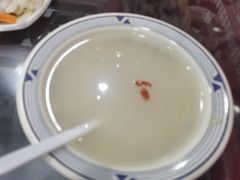 -牛一嘴·兰州牛肉面·大盘鸡(财富中心店)