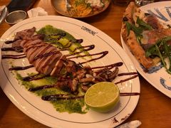 泰式烤整只鱿鱼-COMMUNE幻师(五角场店)