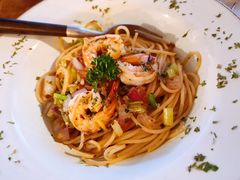 鲜虾蒜辣意面-小食院简餐厅