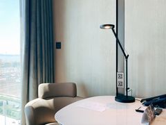 -深圳国际会展中心希尔顿酒店(前海华发冰雪世界店)