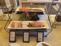 -东西风牛排馆周末烧烤自助(首都机场希尔顿店)