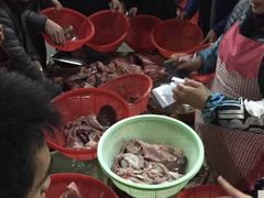 -标记美食新鲜猪杂(兴南大道店)