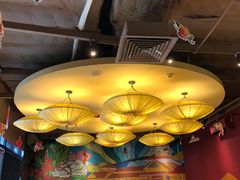 -Cuc Gach Quan Restaurant