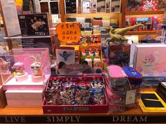 -西西弗书店&矢量咖啡(凯德晶萃广场店)