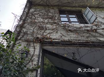 新疆下雪裹袄  福州太阳短袖