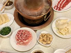 -八先生涮肉房(三里河店)