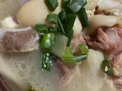 -老方桌烂蹄花川菜馆(九龙坡店)