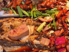 -鸣记脆皮烤鱼·海鲜烤鱼(三八广场店)