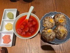 蛋黄芝士纸皮烧麦-鑫震源·苏式大虾生煎(山塘街店)