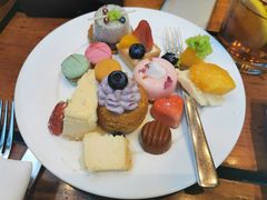 -松山湖凯悦酒店·Café自助餐厅·周末火舞秀表演