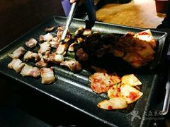 烤五花肉-401餐厅(弘大店)