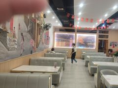 -江城燕子大排档(江汉路步行街店)
