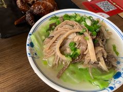 -肖四女乐山跷脚牛肉(世博源店)