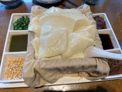 -95号酱骨·一块豆腐(展春园西路店)