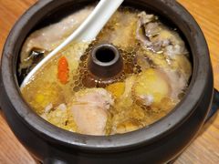 栗香汽锅鸡-云海肴·汽锅鸡·云南代表菜(天山百盛优客店)