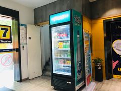 -7天连锁酒店(上海徐家汇龙华路地铁站店)