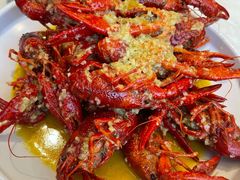 蒜香小龙虾-辣盆盆麻辣小龙虾(哈尔滨总店)