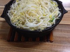 -三品阁过桥米线(万达店)