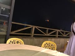 -沈家门海鲜夜排档(东港店)