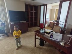 -汕尾巴黎半岛酒店