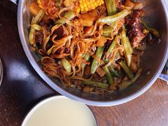 -内蒙焖面大盆骨餐馆(山大路店)